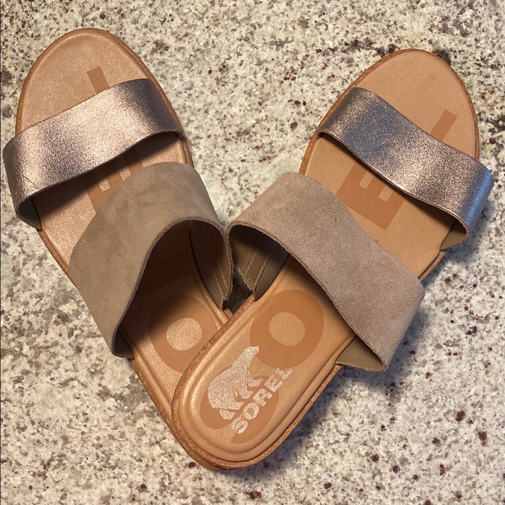 Sorel Metallic and Suede Sandals